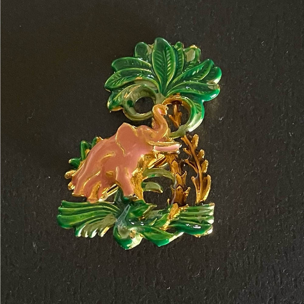 Vintage Signed Depose France Pink Elephant Brooch Enamel and Goldtone